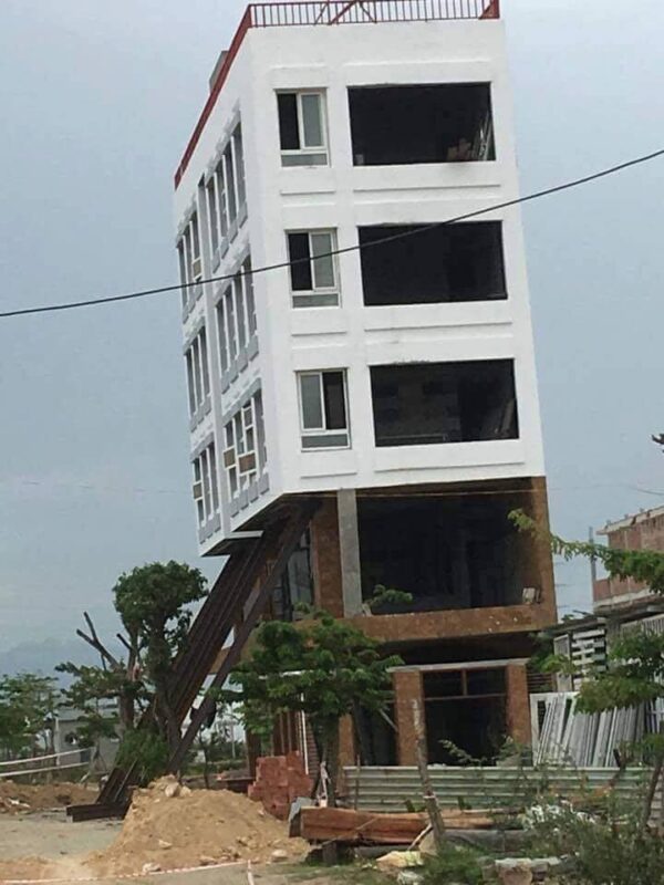 Giải pháp xử lý nhà nghiêng an toàn tuyệt đối cho các công trình