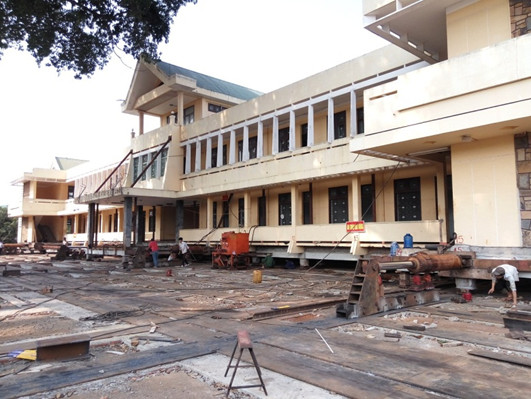 Những kỳ tích của thần đèn di dời nhà Việt Nam - Đỗ Quốc Khánh 5 Nhưng công trình di dời nhà tiêu biểu của Thần Đèn Đỗ Quốc Khánh