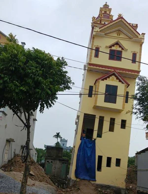 Lún nghiêng nhà là gì?